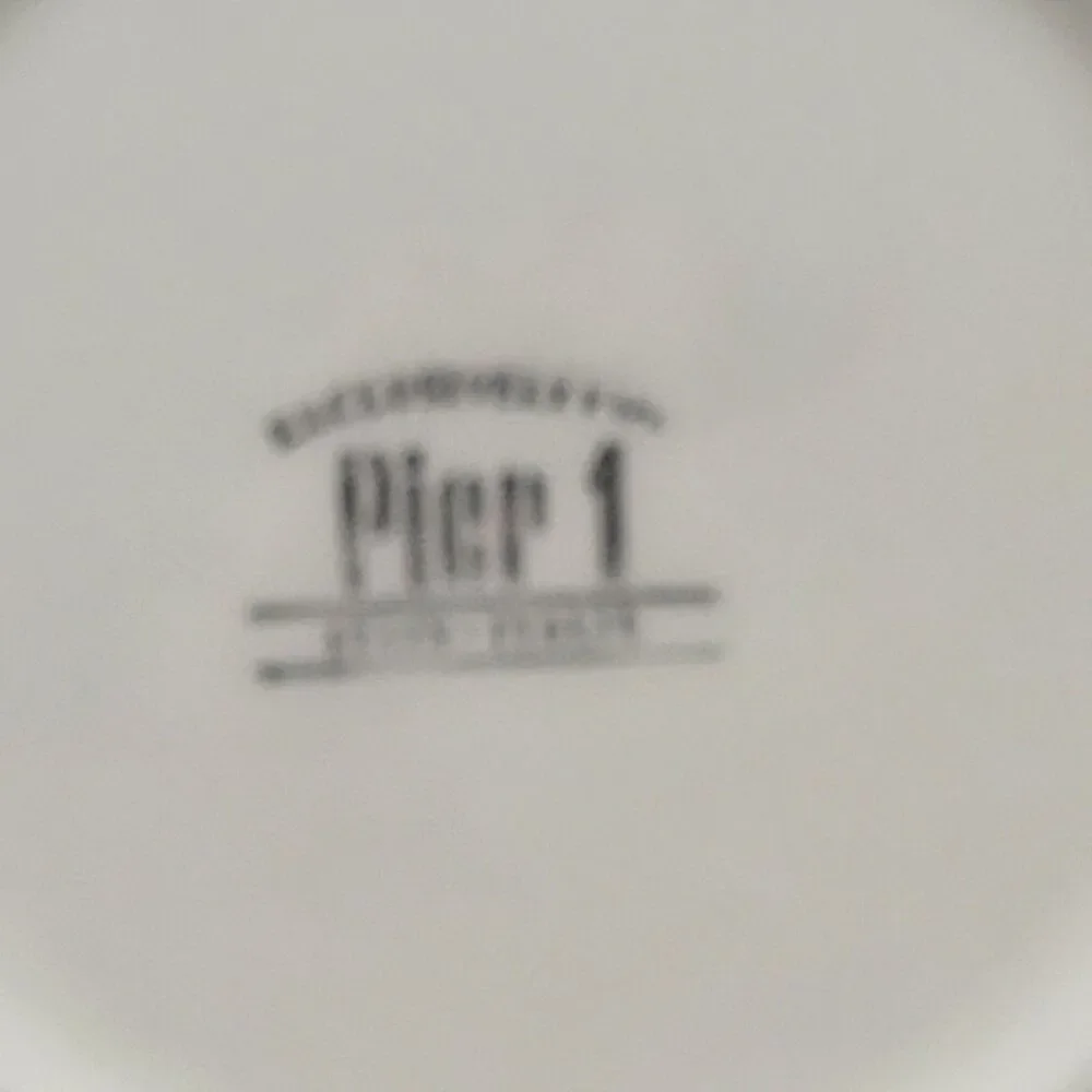 Pier 1 Per63 Set Of 5 Holiday 8 1/4